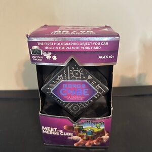 New Merge Cube Hold Holograms in Your Hand Virtual Game Toy for IOS Android